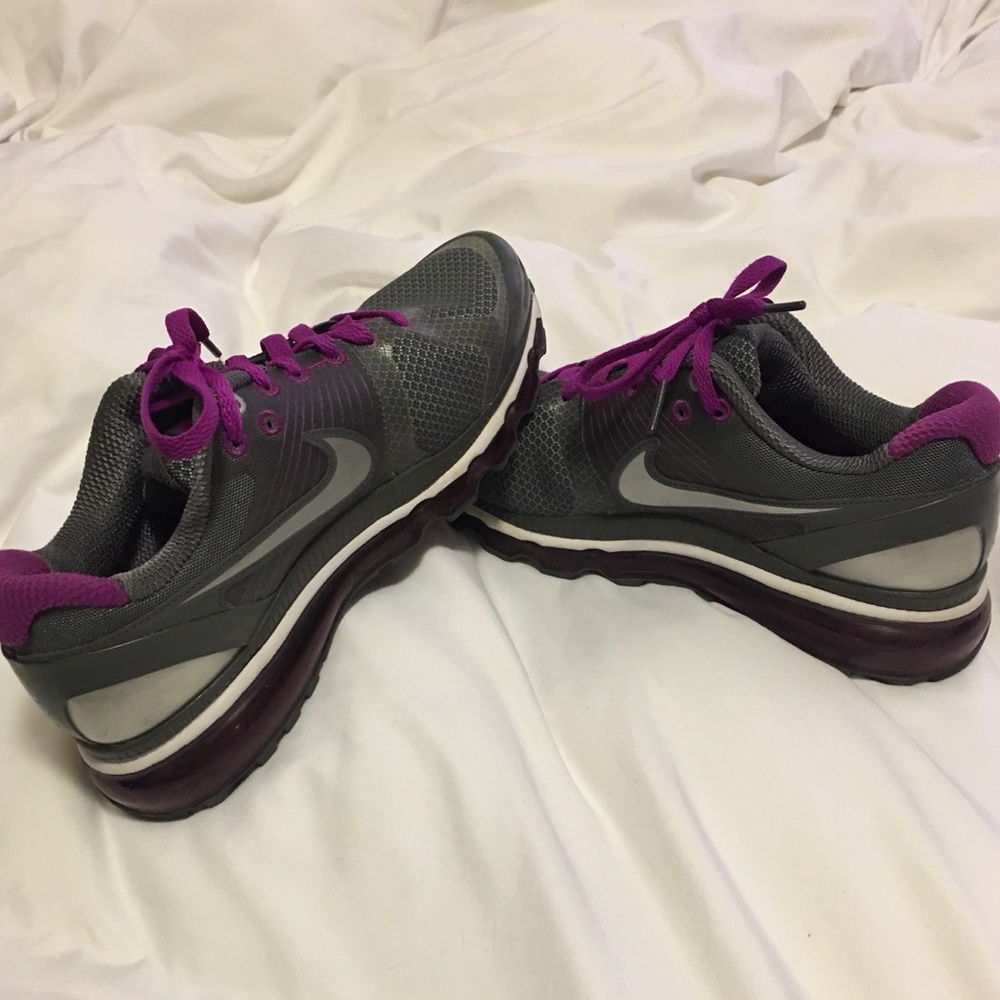 Women Nike Size 8 Airmax Fitsole 2